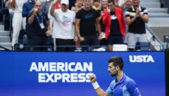 SVE IH JE VRATIO NA TEREN Evo zašto je Novak Đoković naterao ceo svoj tim da rade sklekove