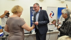 PODELJENE PRVE PENZIONERSKE KARTICE NA SAVSKOM VENCU