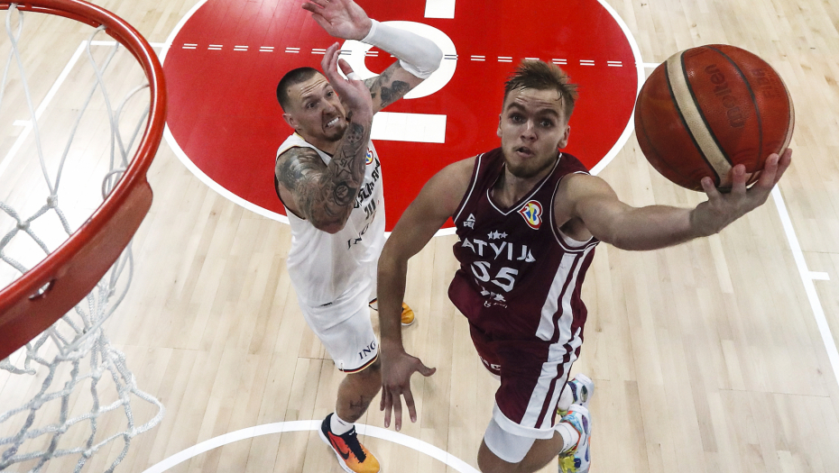 SADA I ZVANIČNO Rekorder potpisao za Fenerbahče