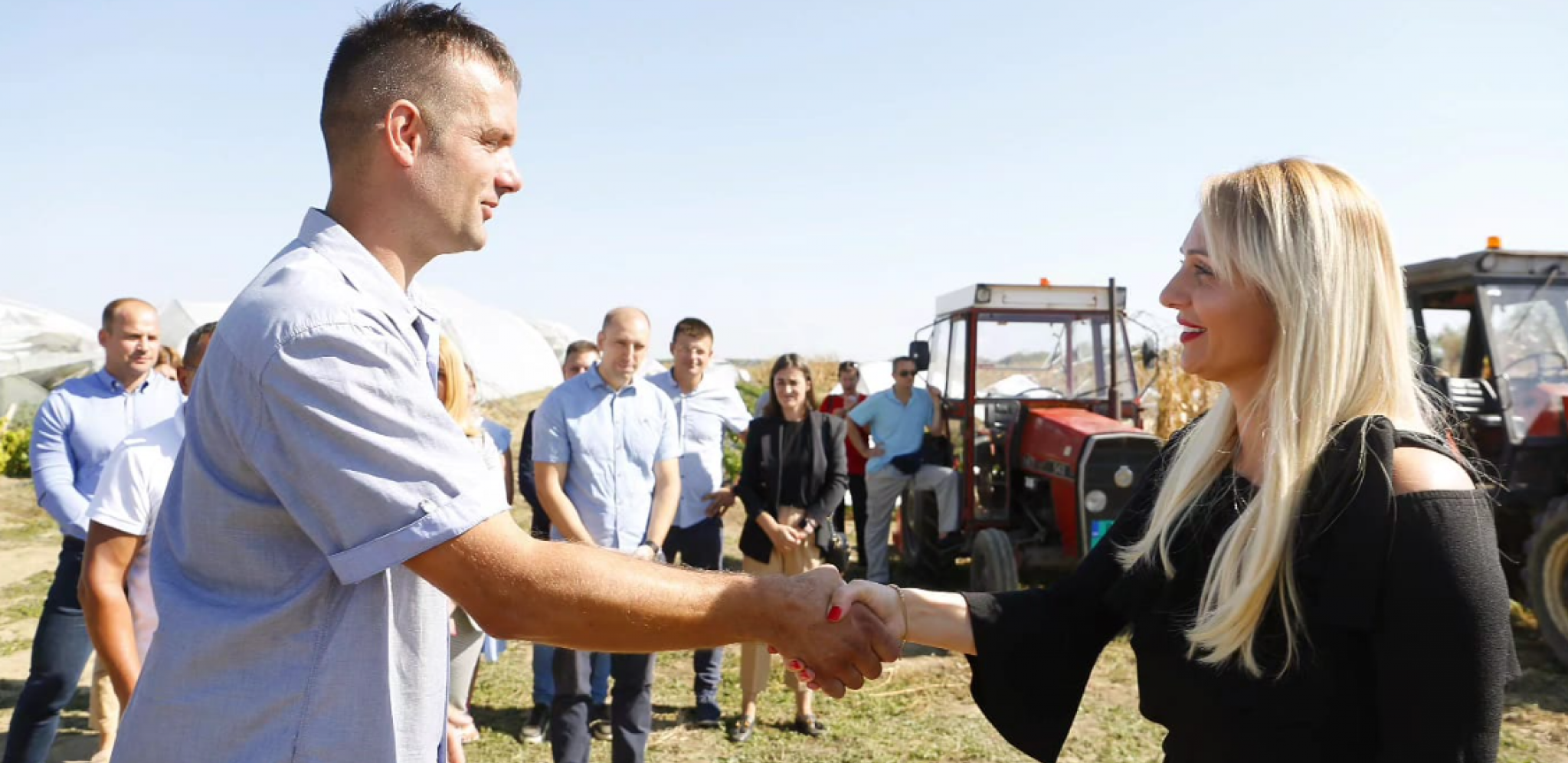 MINISTARKA TANASKOVIĆ POSETILA BAČKU PALANKU Pretrpeli su veliku štetu posle oluja "Država će pomoći"