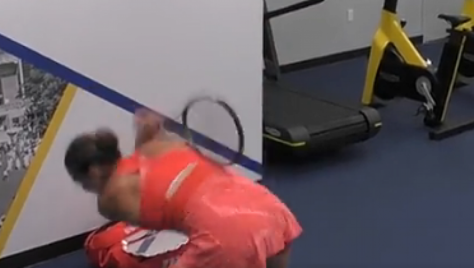 ISPLIVAO SNIMAK Sabalenka besna otišla u svlačionicu i polomila reket (VIDEO)