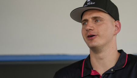 SUROVA DOMINACIJA DŽOKERA NBA liga se vraća na velika vrata, Jokić nastavlja da pomera granice