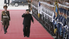 KIM DŽONG UN SA SOBOM POVEO EKSPERTE ZA PROIZVODNJU ORUŽJA: Oglasio se i Peskov (FOTO)