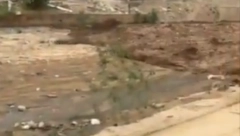 IZVLAČE MRTVE IZ RUŠEVINA Zastrašujuće scene iz Libije, snimljeno kako bujuca uništava sve pred sobom (VIDEO)