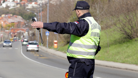 VOZAČI PAMET U GLAVU! Od sutra počinje oduzimanje vozila