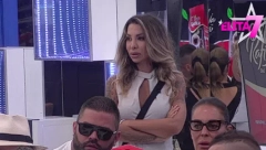 ANELI ZABOLA JANJUŠU NOŽ U LEĐA Pred svima ga ponizila i spustila, on besan kao ris