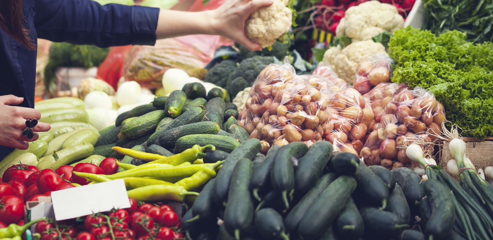 EVO ŠTA JE POSKUPELO NA PIJACAMA Kilogram ide i do 600 dinara