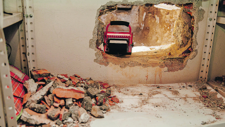 NOVI DETALJI AFERE "TUNEL" KOJA TRESE CG Dat je nalog, zatvara se!