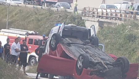 PRETICAO KAMION, PA SE PREVRNUO NA KROV Nesreća na putu Zlatibor-Užice