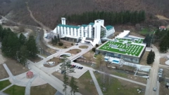 HIT BANJA NA 3 SATA VOŽNJE OD BEOGRADA: Dvoje spava za 20 evra, a evo šta se leči u njoj