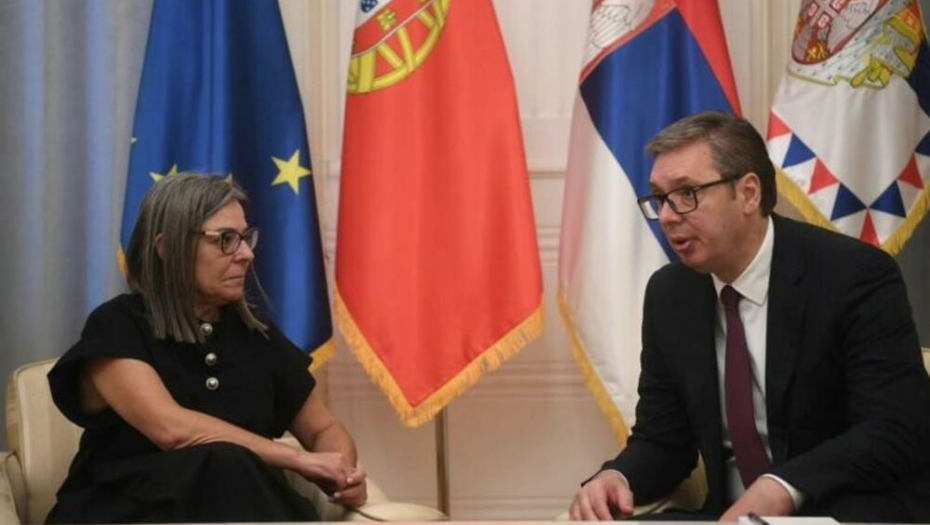 "RAZGOVARALI SMO O DALJIM POTENCIJALIMA ZA JAČANJE SARADNJE": Predsednik Vučić primio u oproštajnu posetu ambasadorku Portugalije