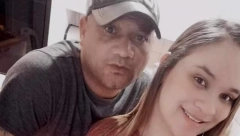 UKRADENA PRI ROĐENJU I VASPITAVANA U DRUGOJ PORODICI Otac koji ju je odgajio i njen biološki otac prisustvovali njenom venčanju (FOTO)