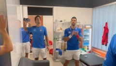OVAKO SE "ORLOVI" SPREMAJU ZA MEČ Nole vodi navijanje, iz svlačionice grmi "Marš na Drinu" (VIDEO)