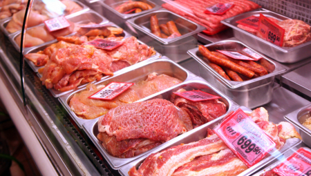 KAKO DA KUPIMO ISPRAVNO MESO Dr Šehić otkriva koji je prvi znak da su se bakterije razmnožile