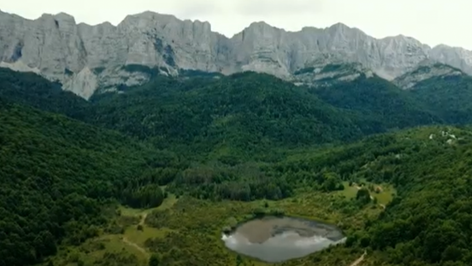 ZNA SE KO JE SRBIN (32) KOG SU NAŠLI MRTVOG NA PLANINI VELEŽ Trstenik u suzama - pao je sa litice