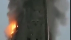 VATRA UNIŠTAVA SVE PRED SOBOM! Gori najskuplja zgrada u Sudanu (VIDEO)