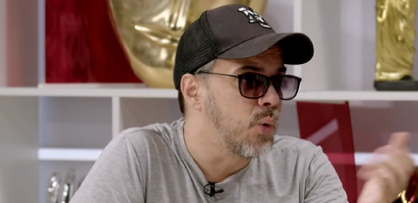 NE ŽELIM DA ZBOG POREMEĆAJA BUDEM NEODGOVORAN OTAC Pevač se svesno odrekao roditeljstva: To me je tada zabolelo!