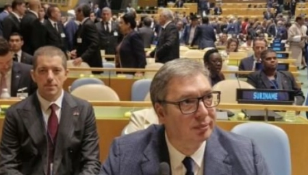 VUČIĆ U NJUJORKU Predsednik prisustvuje zasedanjima u UN (FOTO)