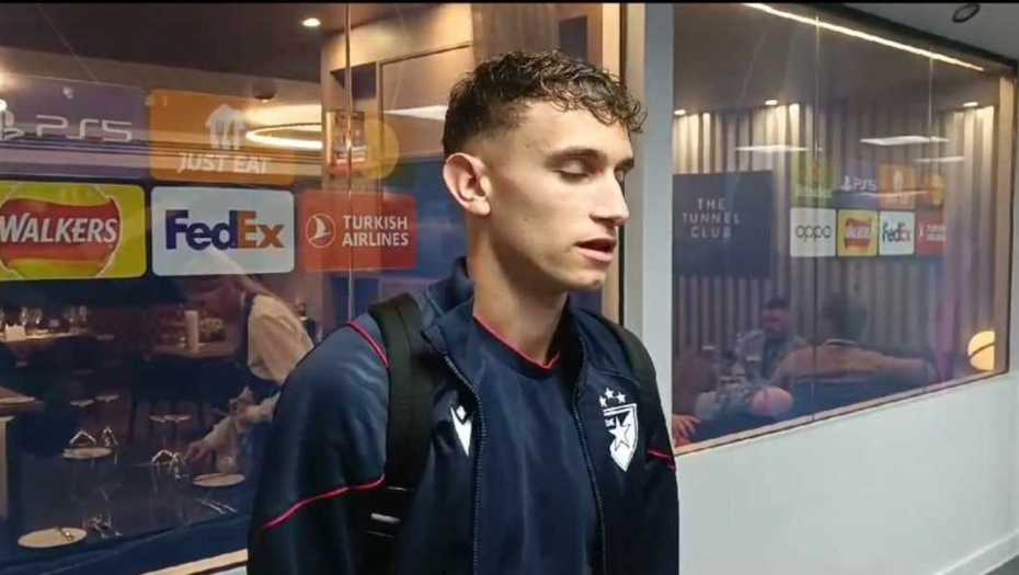 ODUŽIĆEMO SE NAVIJAČIMA Stefan Mitrović podignute glave nakon meča u Mančesteru (VIDEO)