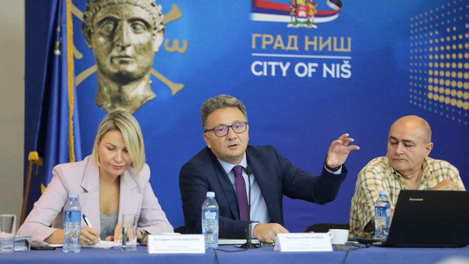 Okrugli sto u okviru javne rasprave o Nacrtu zakona o javnom informisanju i medijima i Nacrtu zakona o elektronskim medijima održan u Nišu