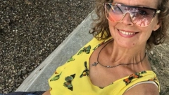 Ruskinja se sa svojih 5 sinova preselila u Srbiju: Deci na rane stavlja čili da brže zarastu i žive kao u raju!