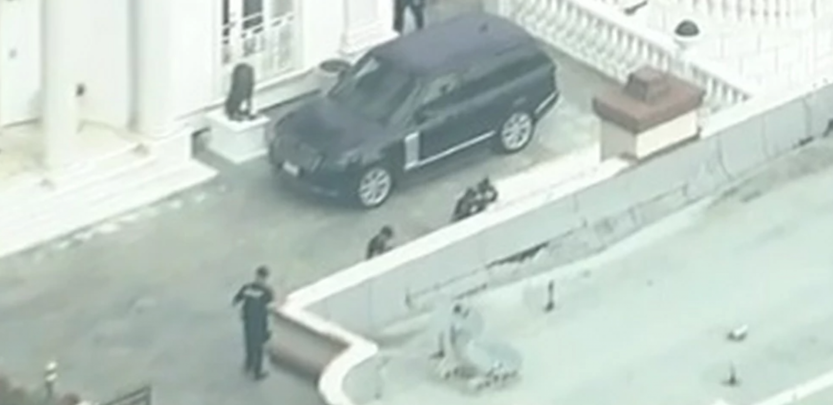 SLUŠAO SAVETE DOKTORA STEFANA I UMRO  Policija upala u vilu lažnog lekara, obmanuo je na hiljade ljudi