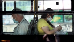 NOVA EPIDEMIJA NA POMOLU?! Širi se SMRTONOSAN virus, vraćaju se MASKE, oglasila se SZO: OVO su početni simptomi