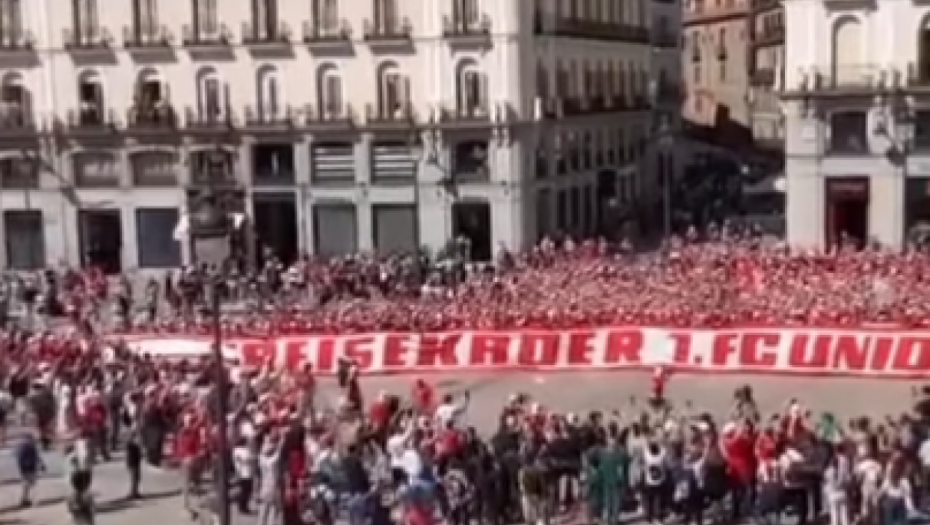 OVAKO SE ISPRAĆA KLUB Navijači Union Berlina napravili feštu na ulicama Madrida (VIDEO)
