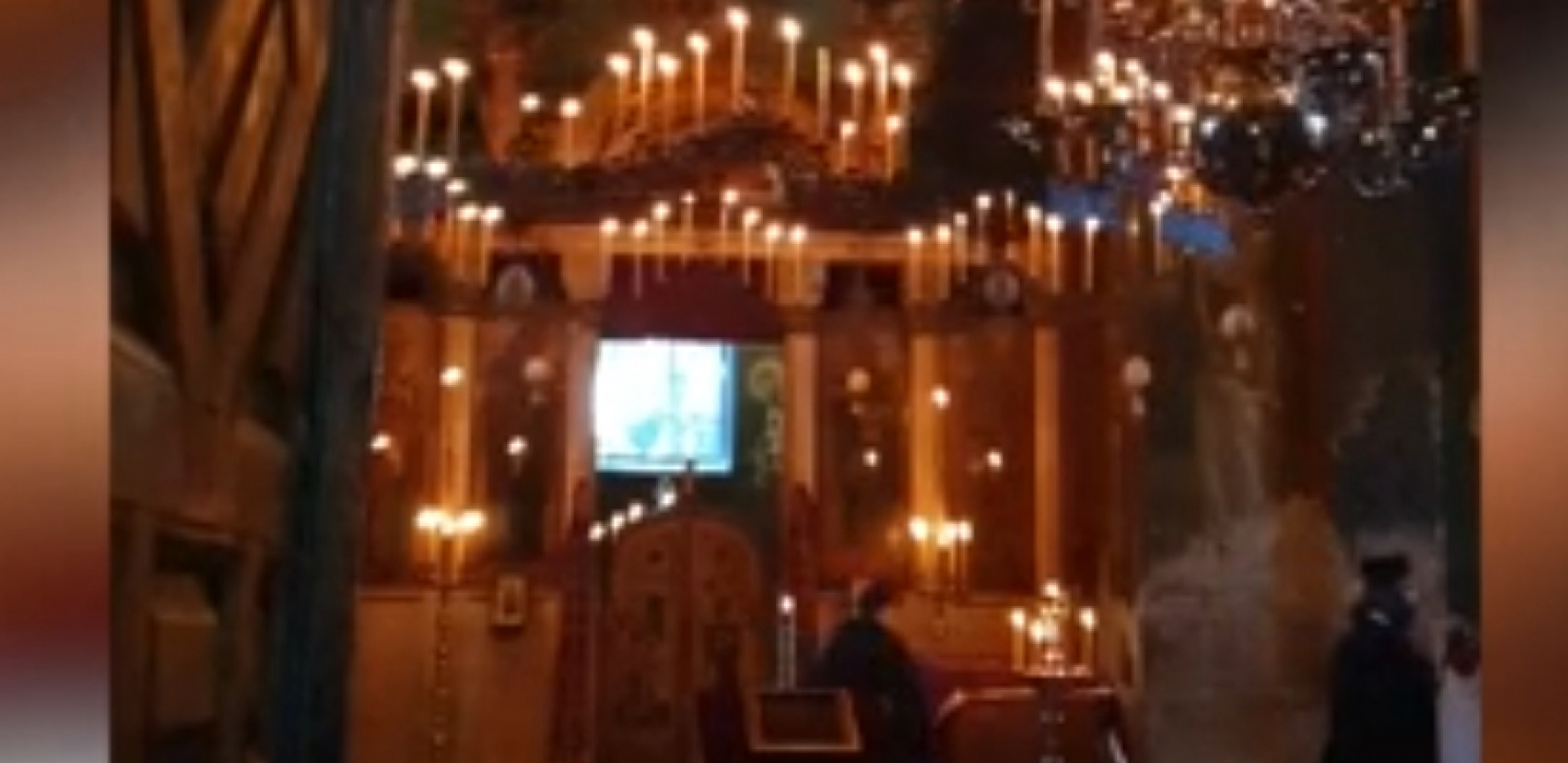 NEVEROVATNA POJAVA U MANASTIRU VISOKI DEČANI Odjenom su počeli da se pomeraju tokom bdenja, vernici nisu znali šta se dešava (VIDEO)