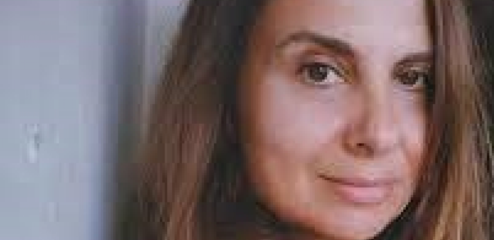 POSLE SREĆE USLEDIO ŠOK! Poznatoj turskoj glumici rekli da joj biološki sat otkucava, pa je ostala trudna, a onda su joj lekari saopštili loše vesti