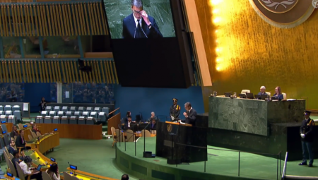 VUČIĆ UKAZAO NA DUPLE STANDARDE VELIKIH SILA "Svi oni što su počinili agresiju protiv Srbije, danas drže pridike o teritorijalnom integritetu Ukrajine"