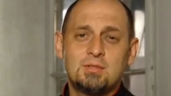 SUD MU ODUZEO TROJE DECE ZBOG NASILJA "Pakleni kuvar" se razveo, a danas ima još petoro i evo kako izgleda! (FOTO)