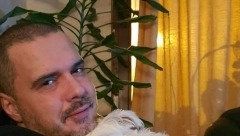 IZAŠAO IZ PSIHIJATRIJSKE BOLNICE, PA SE ZALJUBIO Bojan Tomović smuvao 14 godina mlađu manekenku