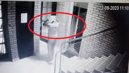 AKO GA VIDITE, ODMAH ZOVITE POLICIJU Mladić u Višnjičkoj banji obio stan, snimile ga kamere