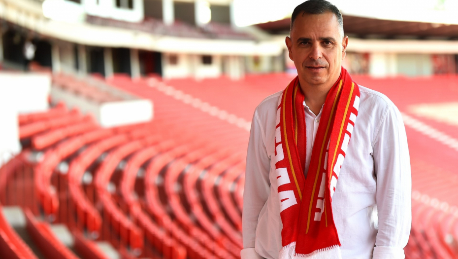 BLAGO U SIGURNIM RUKAMA Nikola Jelić na čelu omladinske škole Crvene zvezde