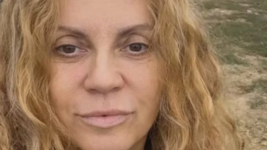 INDIRA RADIĆ NEPREPOZNATLJIVA: Pevačica se povukla na selo, bez trunke šminke, ne liči na sebe (FOTO)