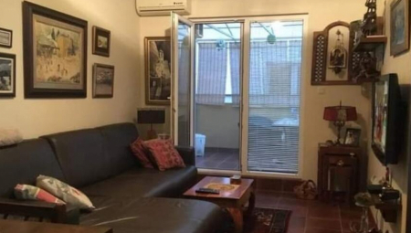 KIRIJA ZA STAN U ZVEZDARSKOJ ŠUMI ČAK 500 EVRA! Narod osuo paljbu po vlasniku: Pozovite doktora!