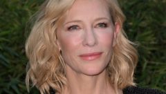 KOLIKO JE DOBAR OVAJ KOMBINEZON Nosi ga Kejt Blanšet, vizuelno skida i do pet kilograma i savršeno prikriva sve nedostatke