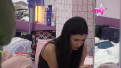 ANITA VIŠE NE IZGLEDA OVAKO! Promenila lični opis nakon što je javno raskrinkana, šok transformacija ostavila sve bez teksta!