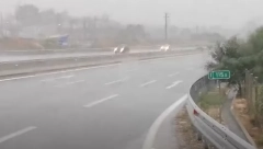 NEVREME POČELO NA MESTU NA KOJEM NIKO NIJE OČEKIVAO Isplivali snimci oluje, zatvoren deo auto-puta (VIDEO)