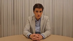 ZAHVALJUJUĆI KURTIJEVOJ POLITICI SMO SVEDOCI UŽASNOG KRVOPROLIĆA NA KiM Oglasila se premijerka Brnabić posle razgovora sa Vučićem