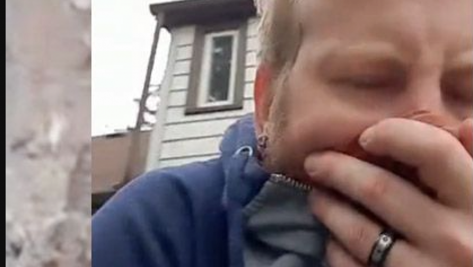 U SVOM DVORIŠTU ISKOPAO NEOBIČNU KUTIJU Kada je podigao poklopac, odmah se pokajao, sve je zabeležila kamera (VIDEO)