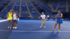 NEVIĐEN SKANDAL Ukrajinka nije htela da se slika sa Ruskinjom, ovo prelazi granice sporta