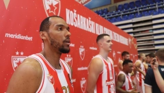 MEŠAJU SRBIJU I SIBIR Zvezdin novajlija često mora da objašnja ovo