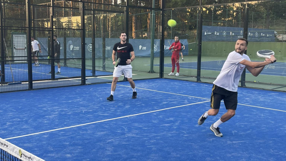 BROJIMO SITNO DO PADEL SPEKTAKLA U BEOGRADU Održan drugi dan kvalifikacija za "Padel Belgrade Open" (VIDEO)