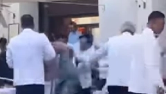NEVIĐEN OBRAČUN U RESTORANU U VENECIJI Konobari se potukli sa mušterijama (VIDEO)