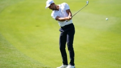 NOLE ZABLISTAO U NOVOM IZDANJU Đoković reket zamenio palicom, lopticu poslao na tribine, pa na kraju slavio (VIDEO)