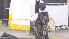 DEVOJČICI (15) DAO CVEĆE, PA JE IZBO MAČETOM Jezivi detalji ubistva ispred tržnog centra: Video sam kako joj krv lipti iz vrata