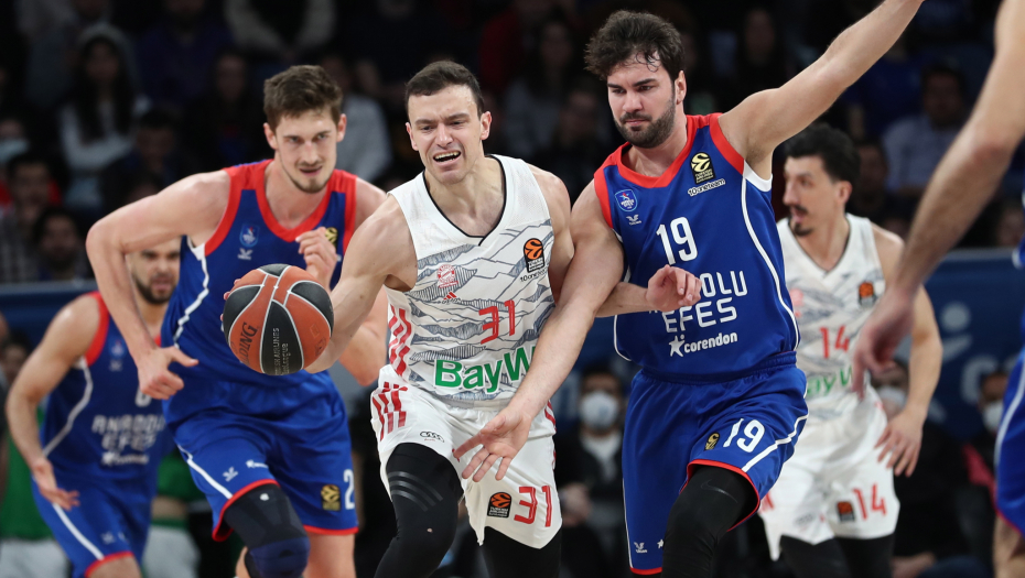 TEŠKI DANI ZA SLOVENCA Bio je najveća senzacija ABA lige, hteli ga Zvezda i Partizan, a sada završava karijeru u 26. godini?