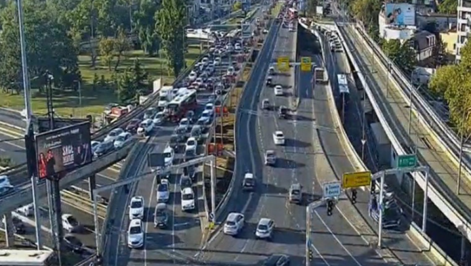 GUŽVE U BEOGRADU Evo gde je najveći kolaps u današnjem jutarnjem špicu